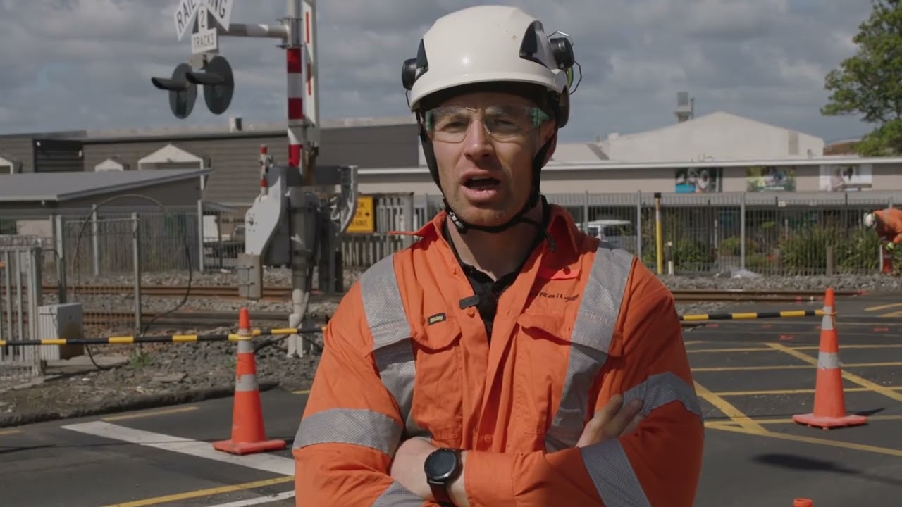 Level crossing maintenance