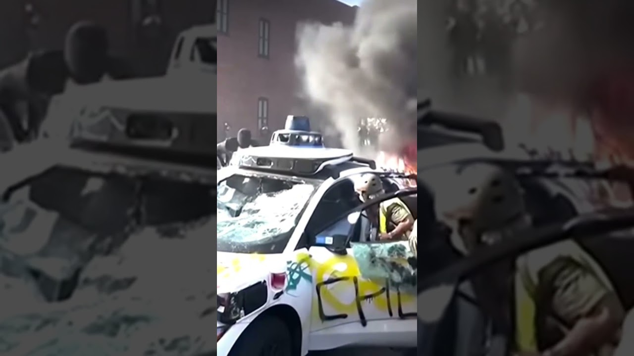 Waymo service paused! 😭 #Google #waymo #alphabet #nokings #trump #maga