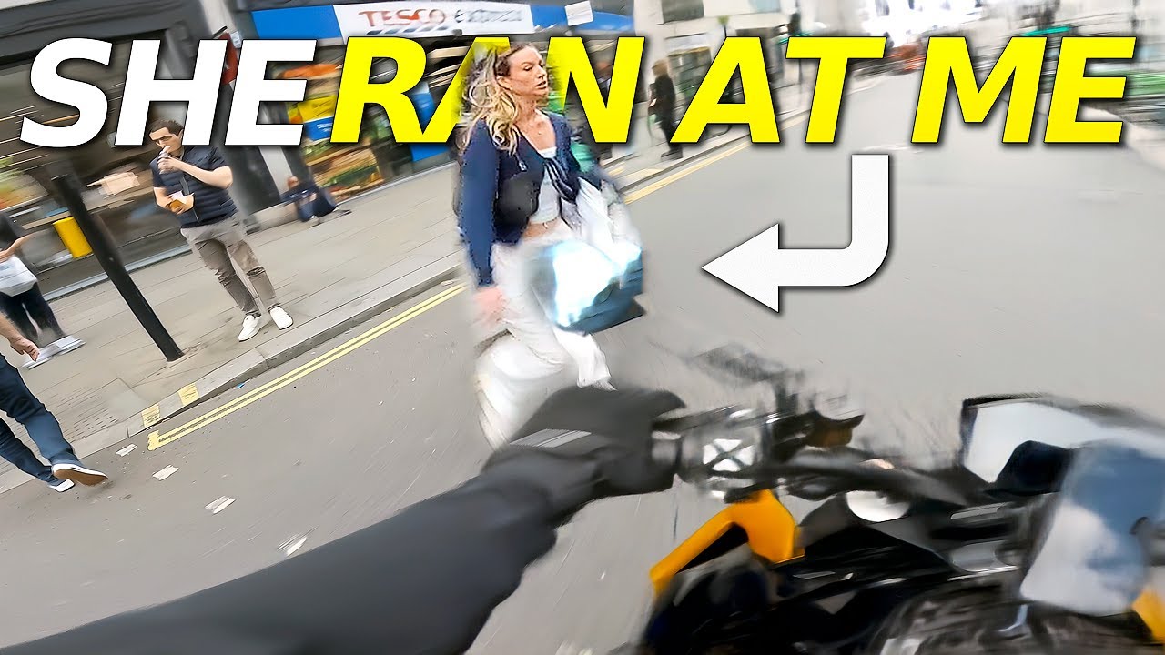 London Pedestrians Have NO FEAR - KTM Super Duke R Austin Racing V3 150MM Exhaust