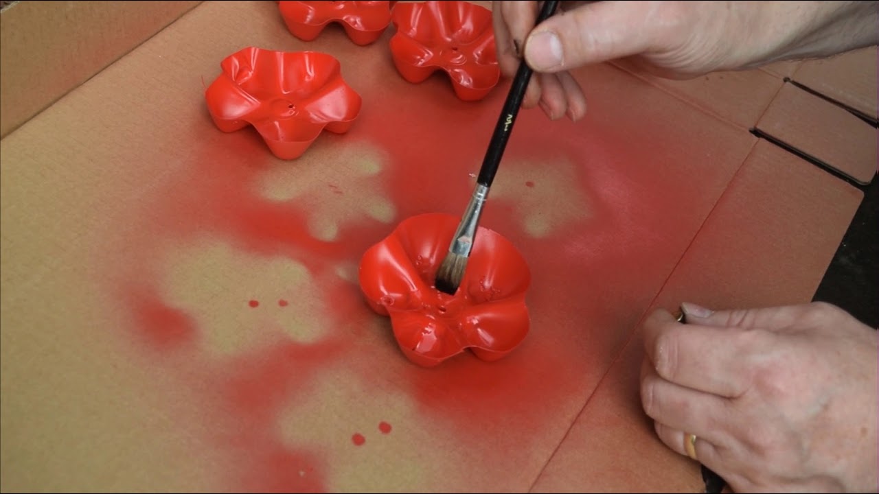 How to make Bottle Poppies