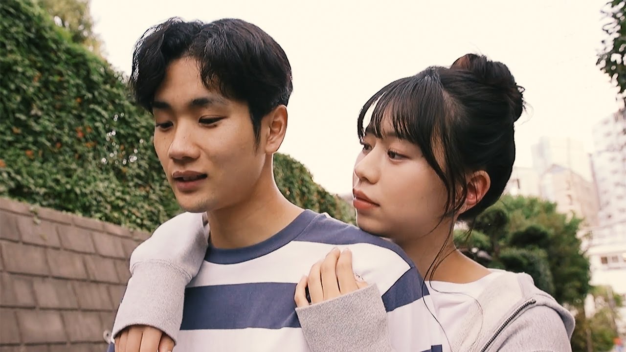 장거리 연애보다 바로 옆에 있는 여사친이 더 끌린다