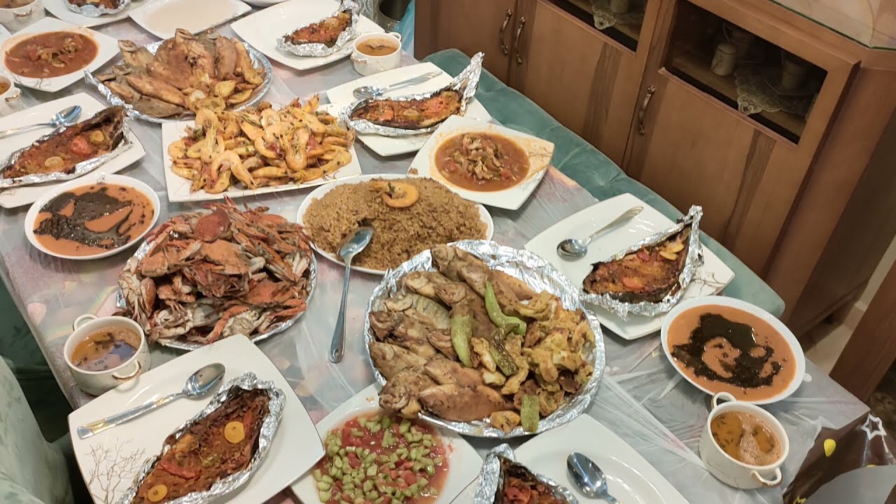 ١٧يوم رمضان 🌙 العزومه ديه عملت اشيك سفره اسكندرانيه 🐟🌊