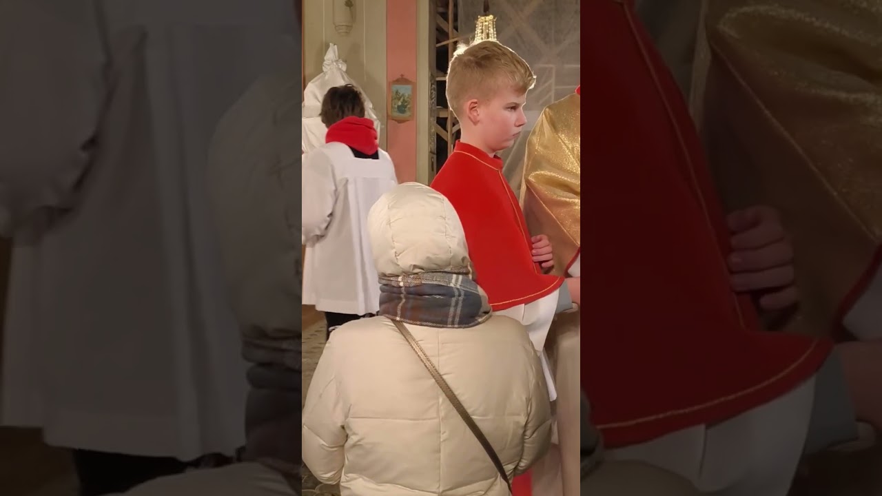 Вечірня прогулянка Львовом. Церква Андрія. Латинський костел.