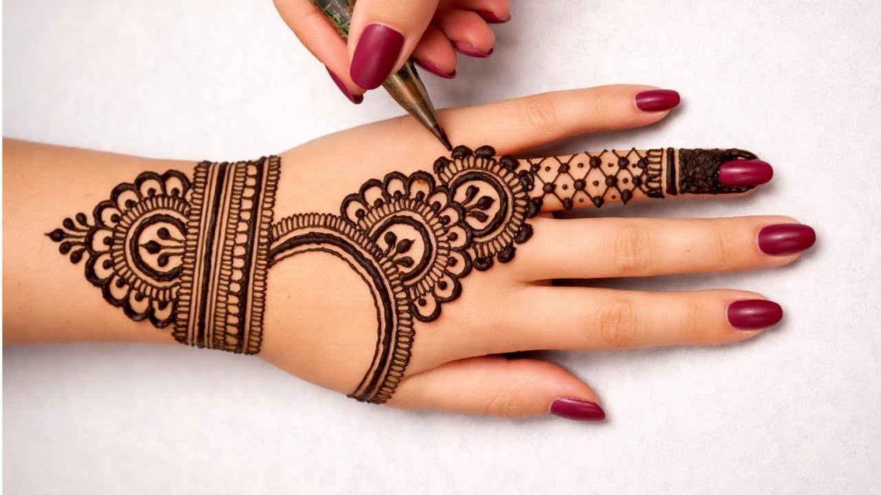  Mehndi: Perfect for BeginnersMehndi for Beginners: Step-by-Step Guide to Flower Designs