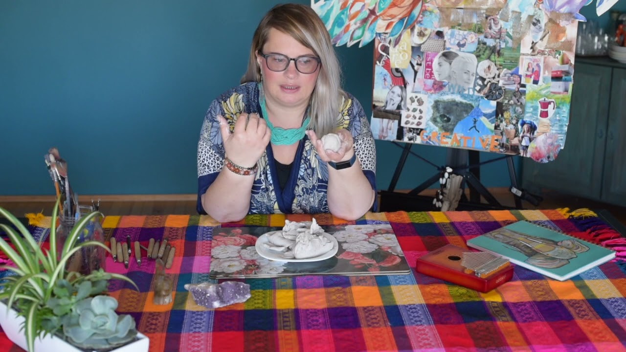 How to release emotions and heal with clay using expressive art therapy