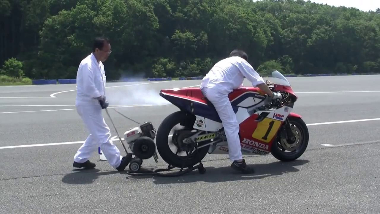 The Most Powerful Two Stroke Bikes : Honda NSR500