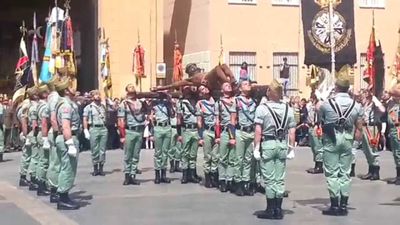 La legión rinde honores a sus muertos Toque de oración 2014