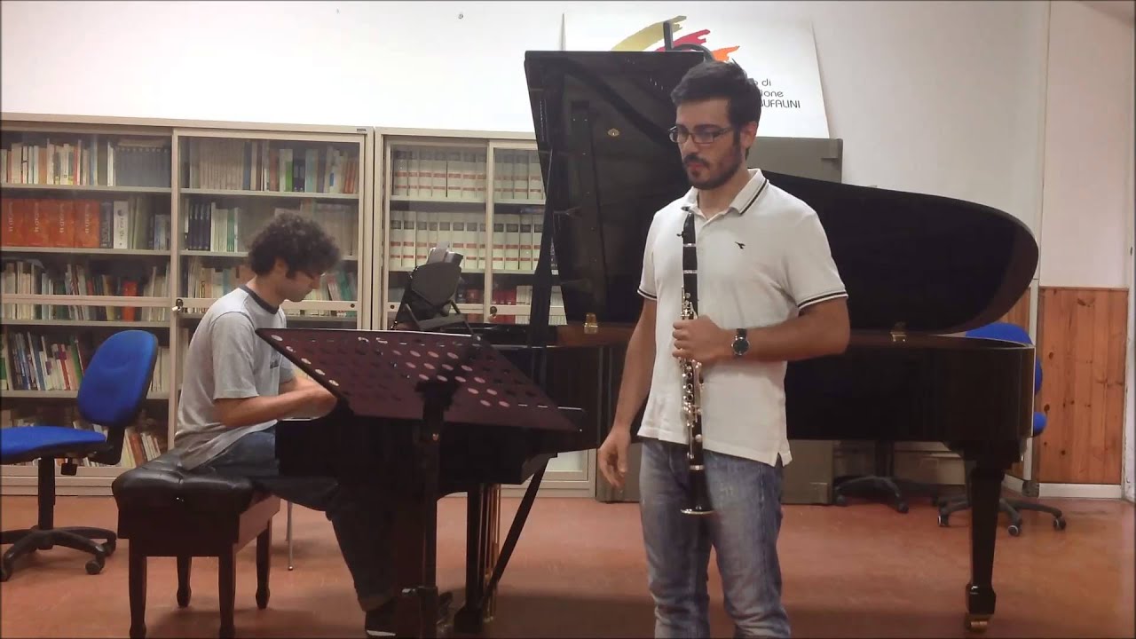 Francesco Bertuccio: Mercadante Concerto per clarinetto 1 Mov.