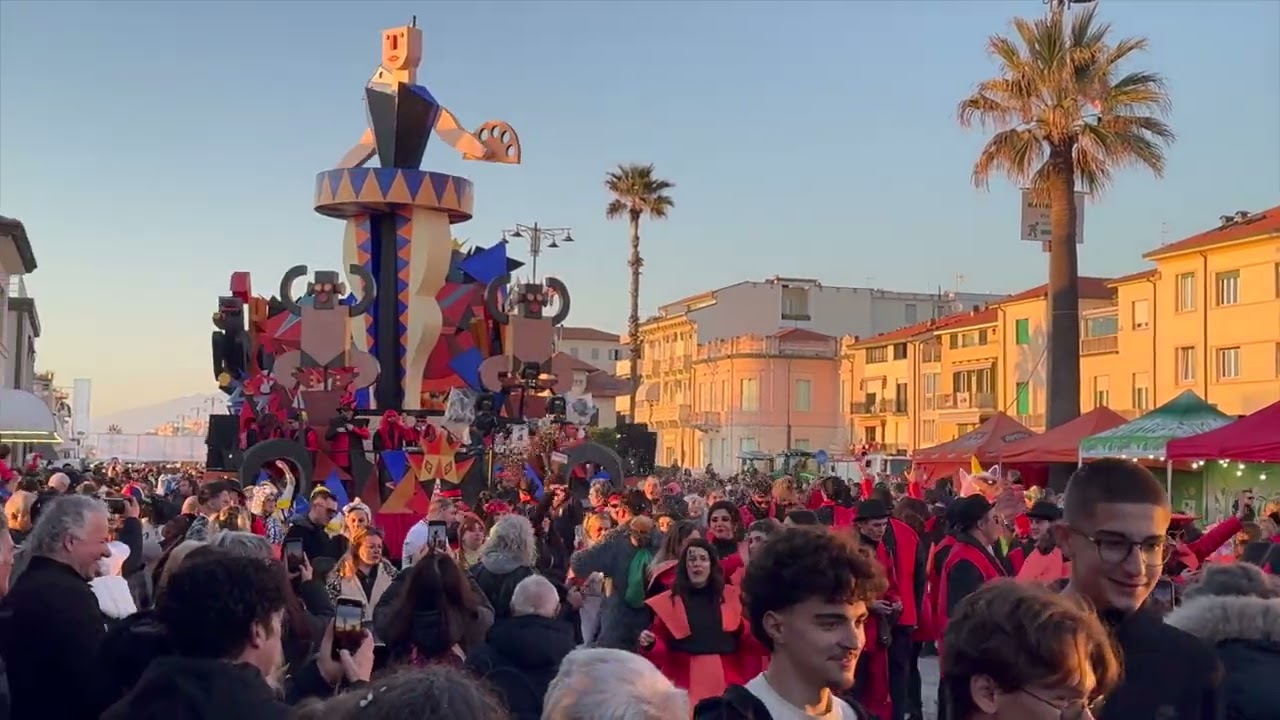 IL Carnevale di Viareggio