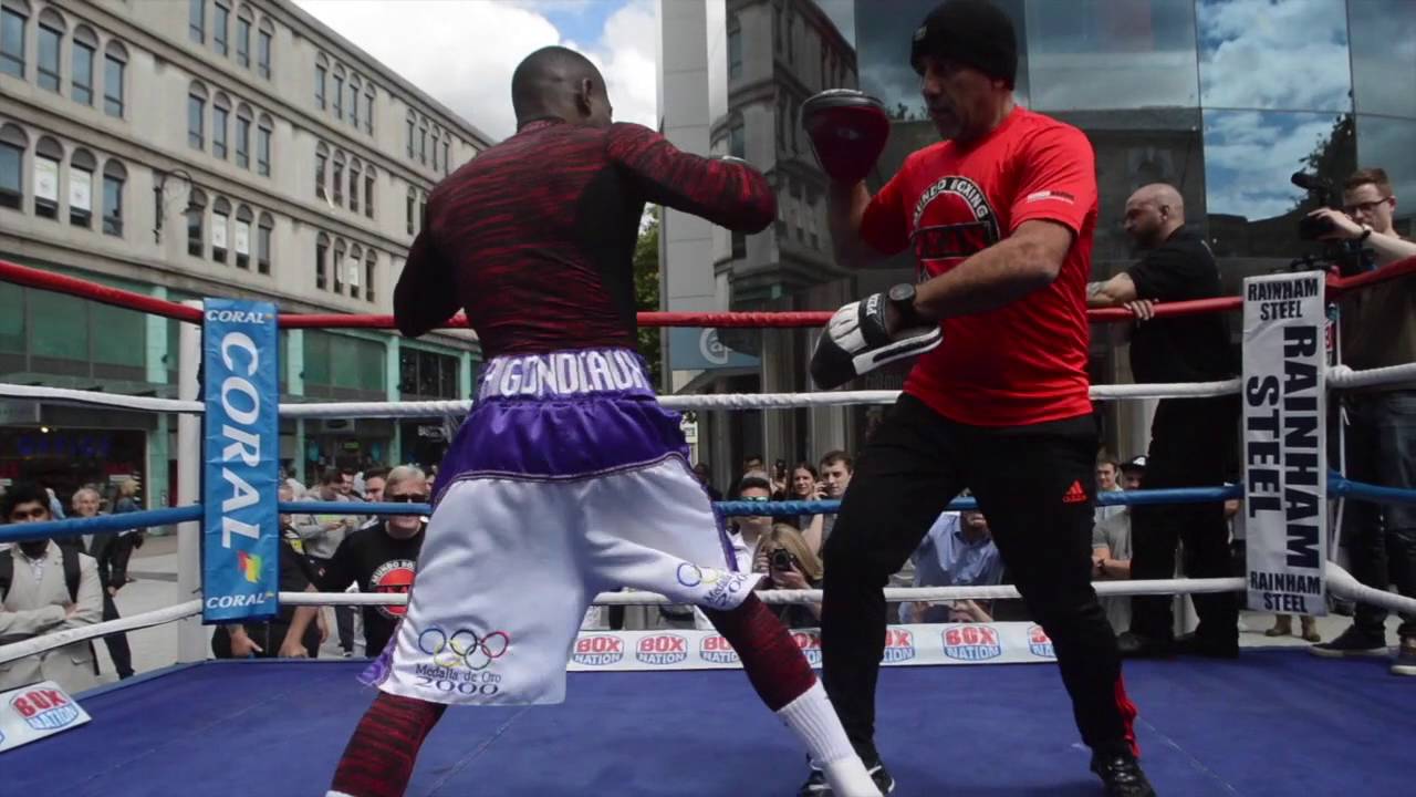'EL CHACAL' GUILLERMO RIGONDEAUX - (FULL) PAD SESSION FROM WALES - RIGONDEAUX v DICKENS