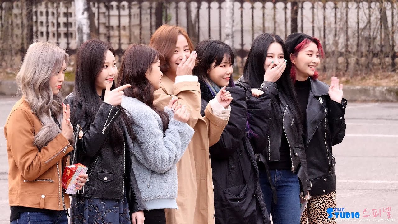 190322 빵터진 모모랜드 MOMOLAND I'm so hot 컴백 뮤직뱅크 출근길 4K 직캠 by Spinel