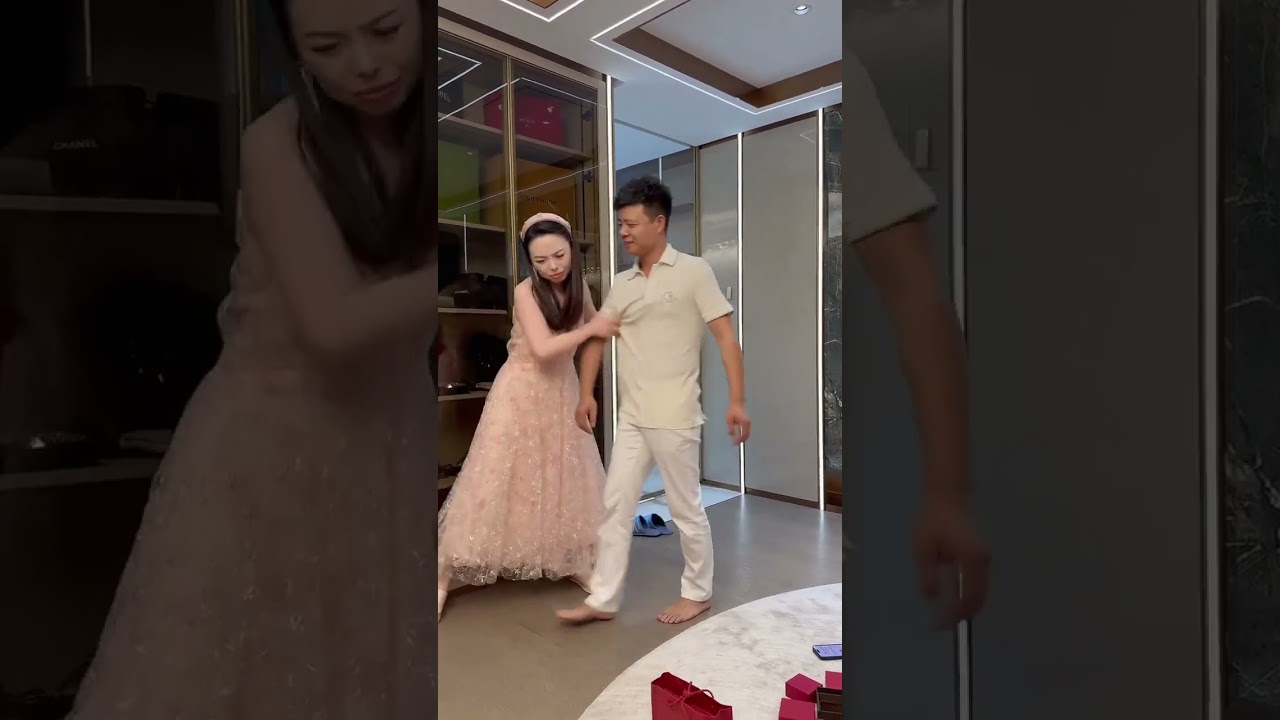 海豚生日的150克黄金小猪排丢了，3个月前交给她拿去维修，现在找不到了……晨阳很自责要离职，老公的一句玩笑话弄的婆婆都不开心了，不知道怎么办了，哎#vlog日常 #一定是特别的缘分 #夫妻