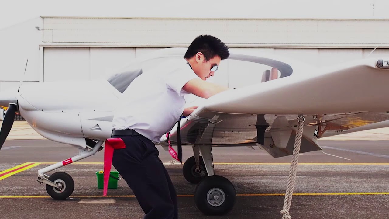 Cathay Pacific CP84 Graduation Video