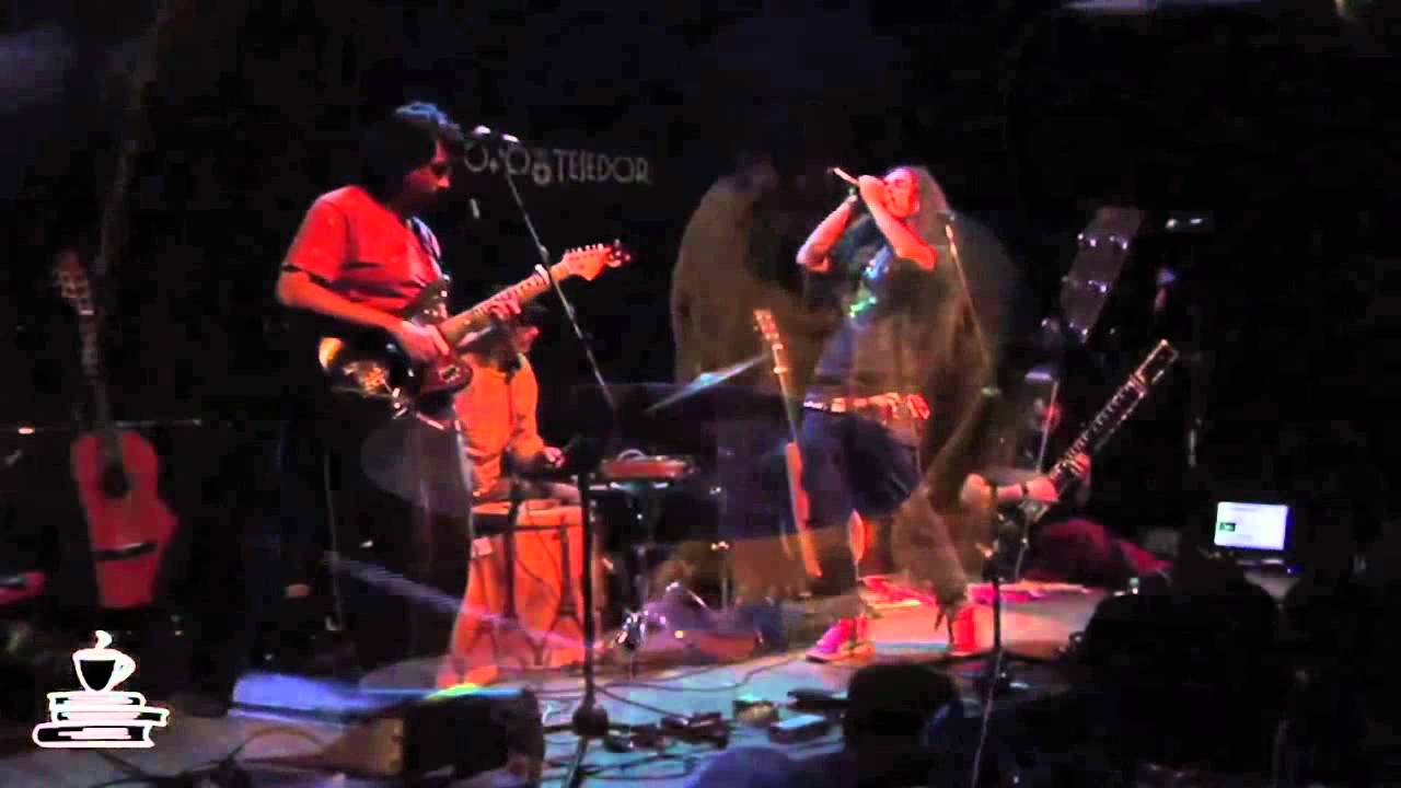 La flor- Hoppo Ecos del Tejedor 2