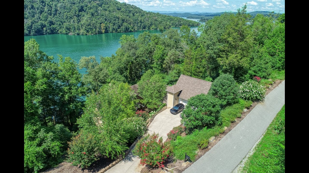 4567 Russell Brothers Rd, Sharps Chapel TN | Luxury Home on Norris Lake