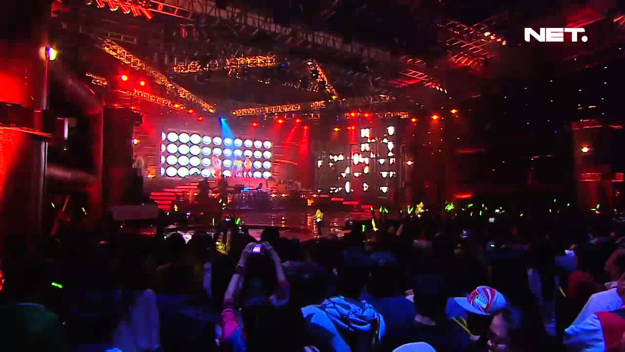 Konser Make It Happen - Agnez Mo Flyin' High