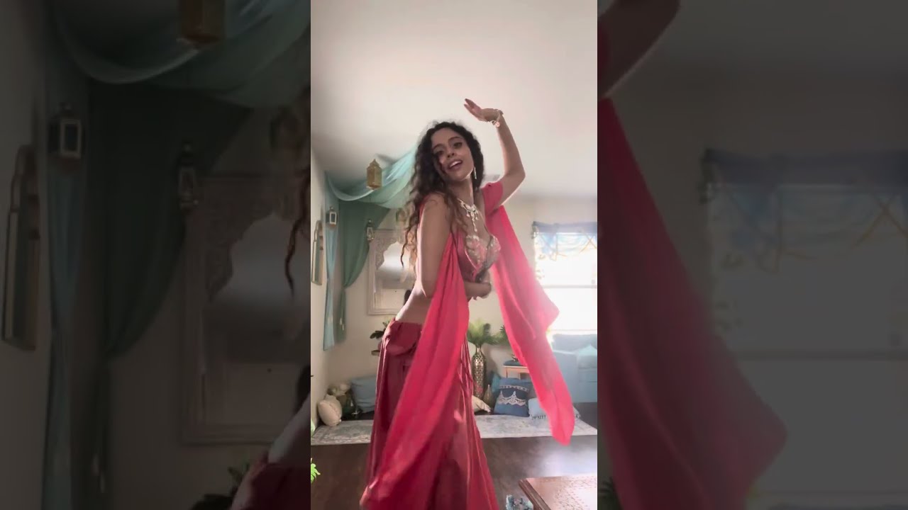 Sara Raqs Belly Dance Improvisation to “Enty M3lma”