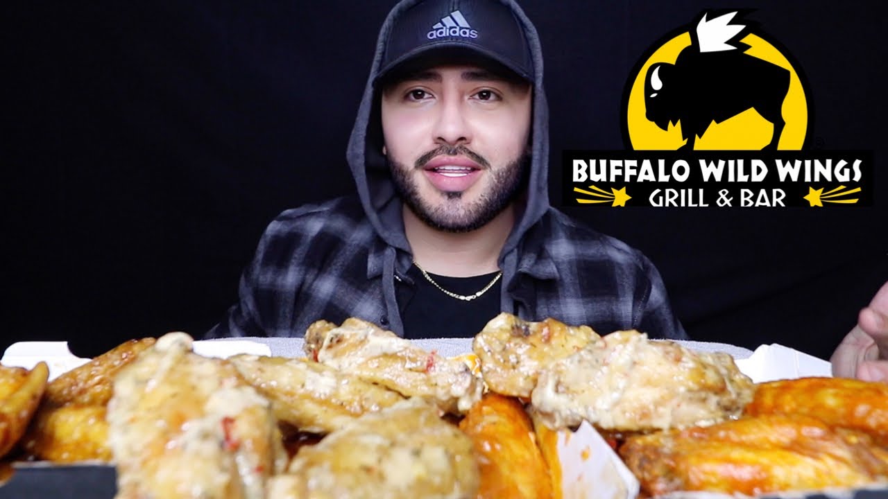BUFFALO WILD WINGS | HOT BUFFALO + GARLIC PARMESAN