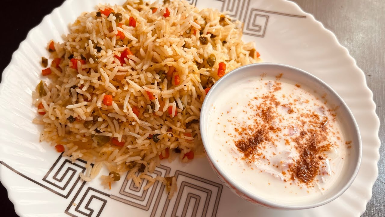 Street side spicy VEGGIE FRIED RICE 🍲🥗🥙😋 #food #streetfood #friedricerecipe #spicyfood 