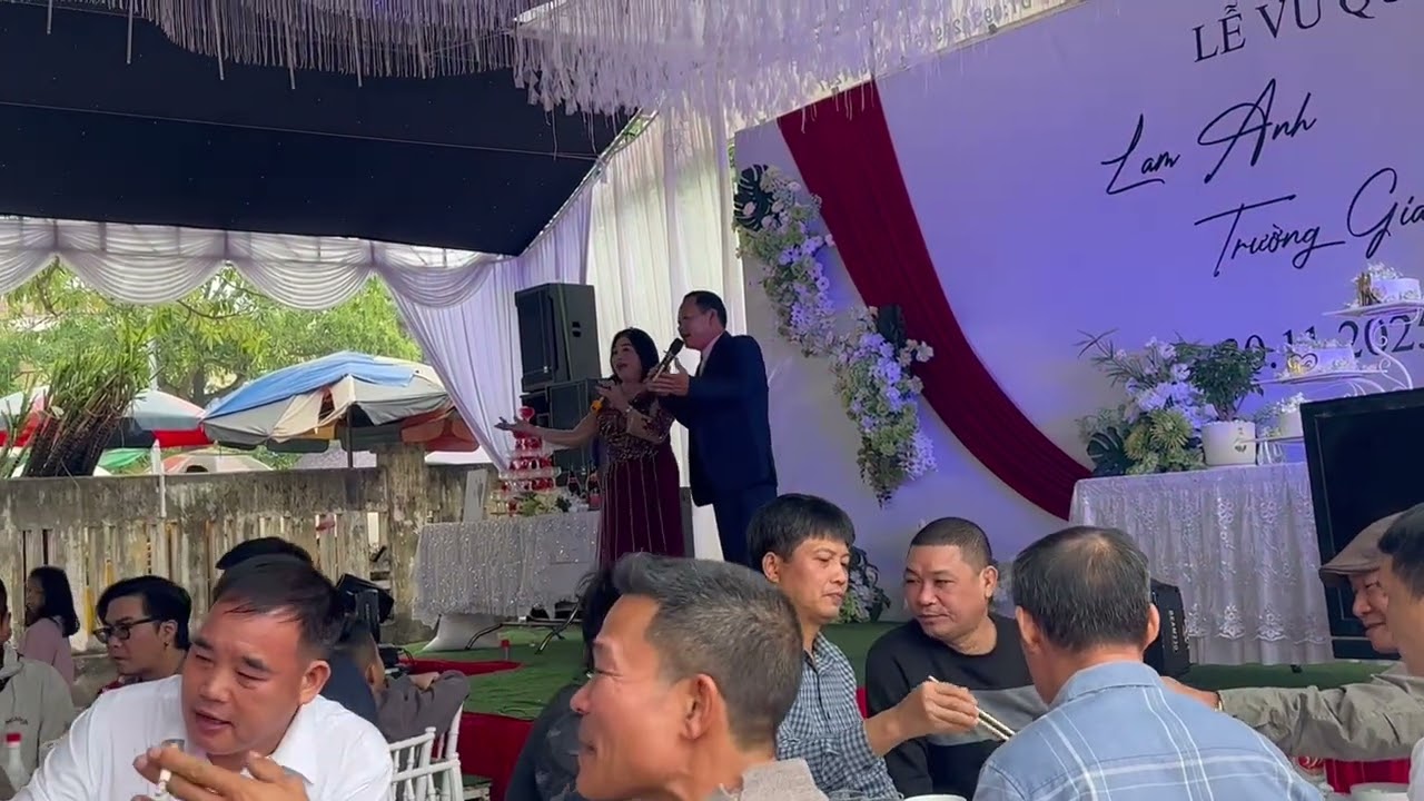 ngày 30 tháng 11, 2025