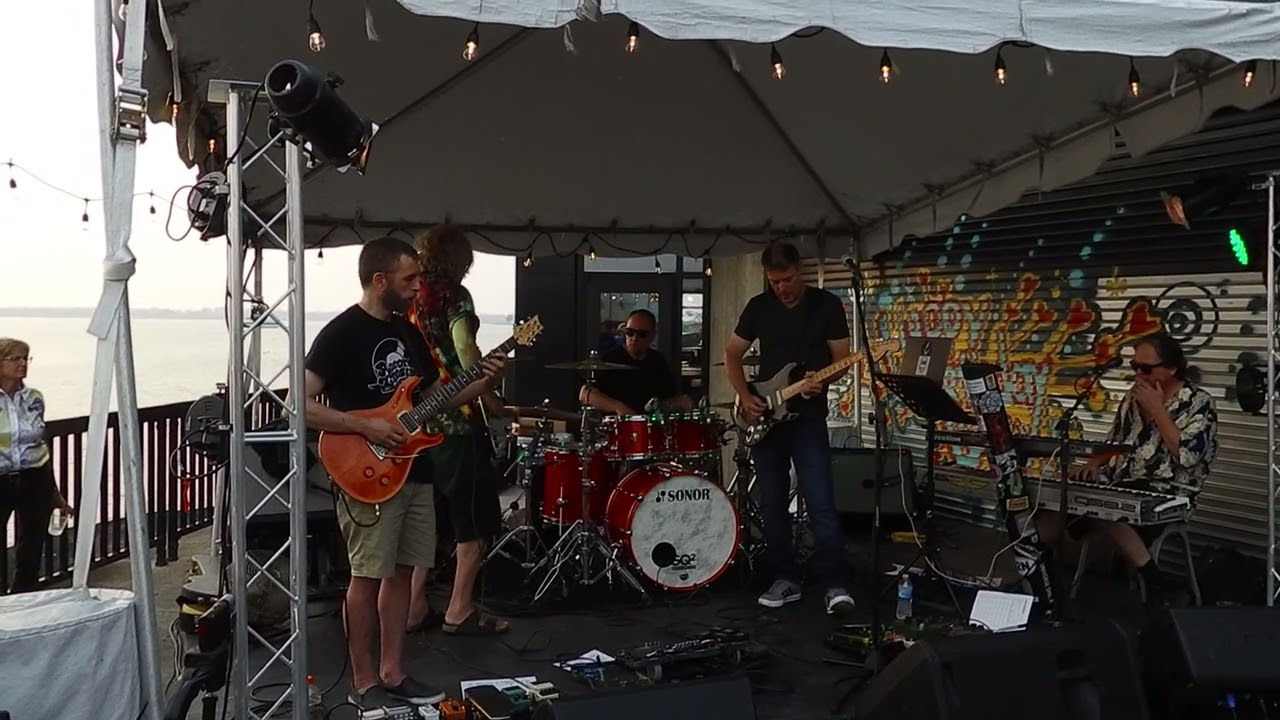 RELICS Perform Pink Floyd's 