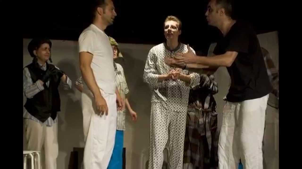 Zbor deasupra unui cuib de cuci - in La Scena