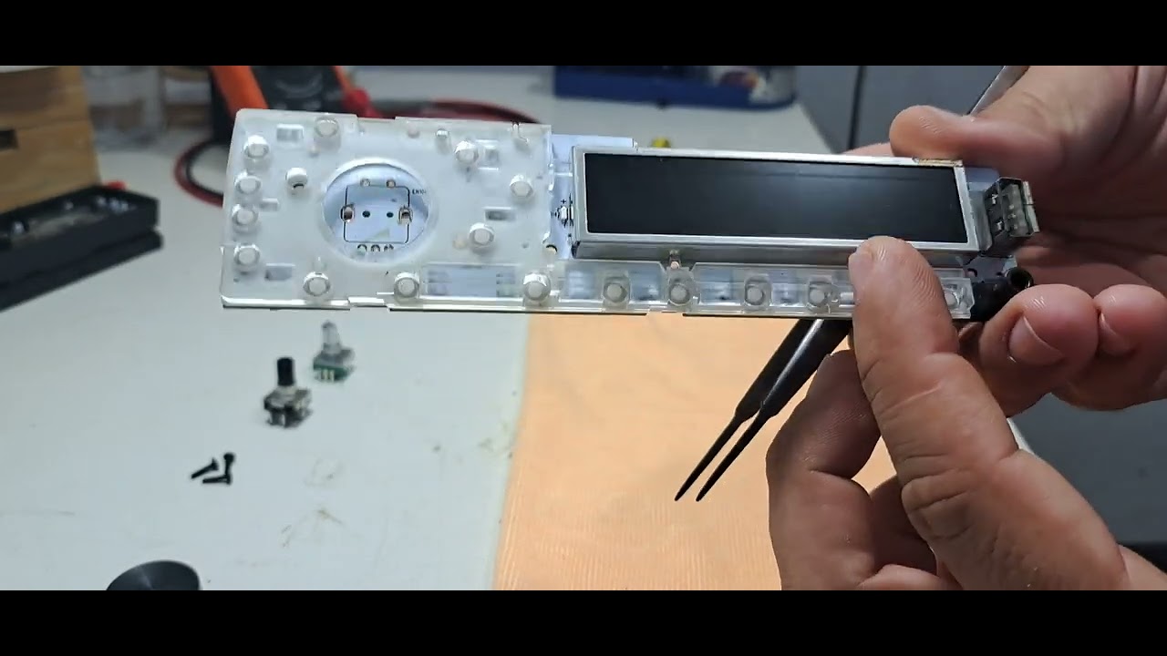 Troca de potenciometro do Pioneer MVH-88UB