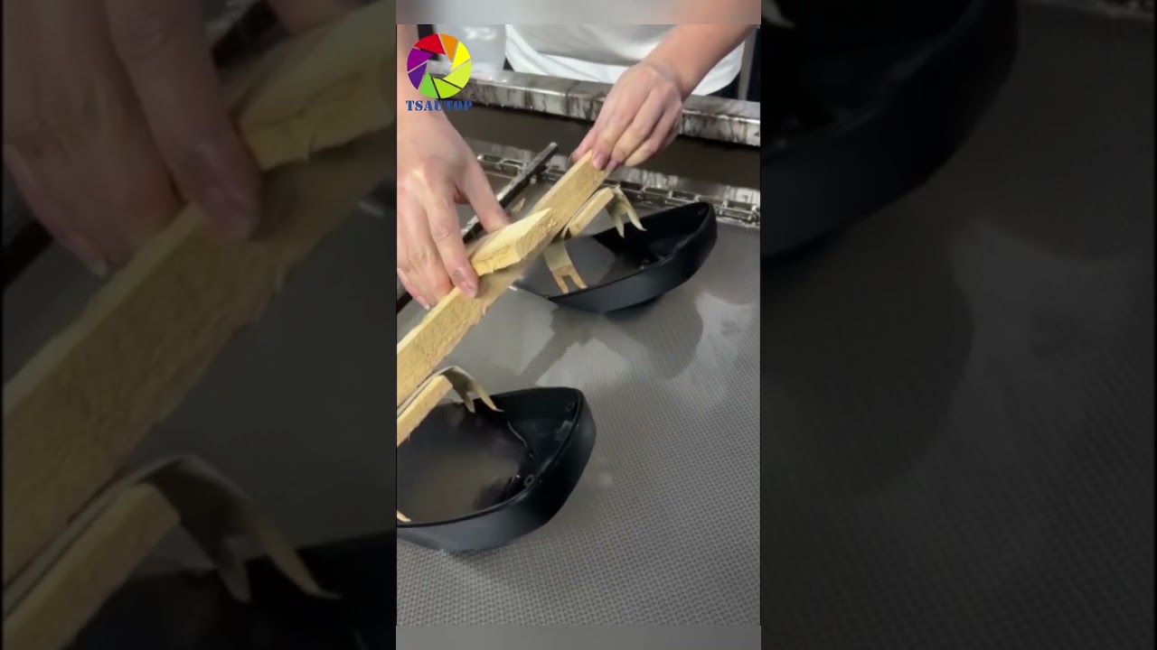 Carbon Fiber Pattern Hydro Dip on a Plastic Model#watertransferprinting #hydrodipping #hydrographics