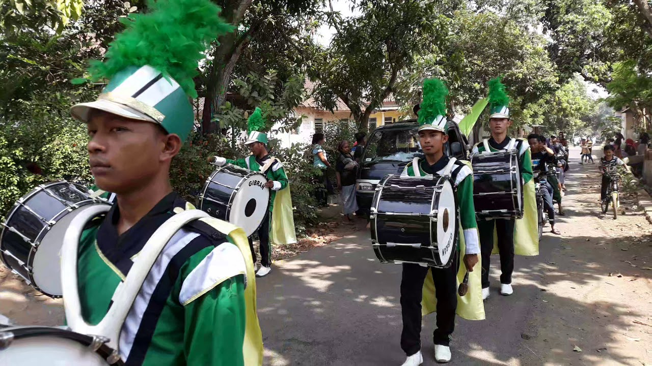 Live hari ulang tahun yg ke II db putra sandem semoga semakin kompak dan jaya selalu.(1)