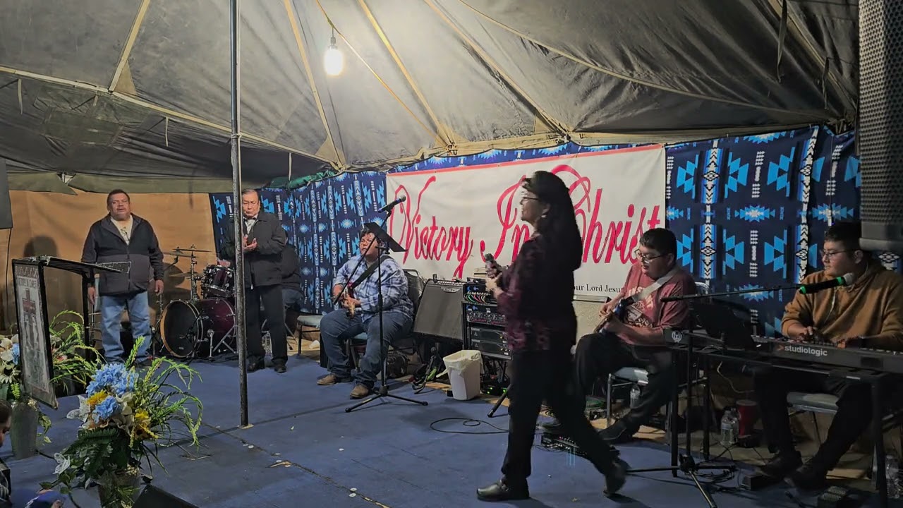 Leenard Begay "Gospel Medleys"