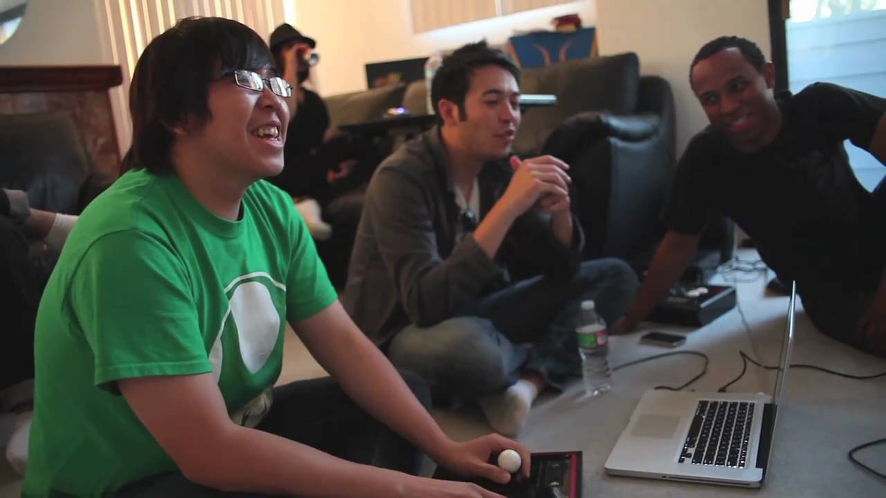 The Excellent Adventures of gootecks & Mike Ross #11: ONE BUTTON! - Super SF4 Gameplay