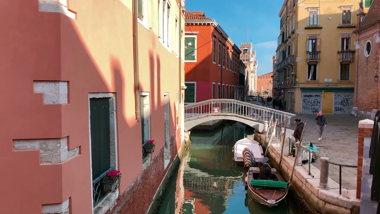LA BIENNALE DI VENEZIA