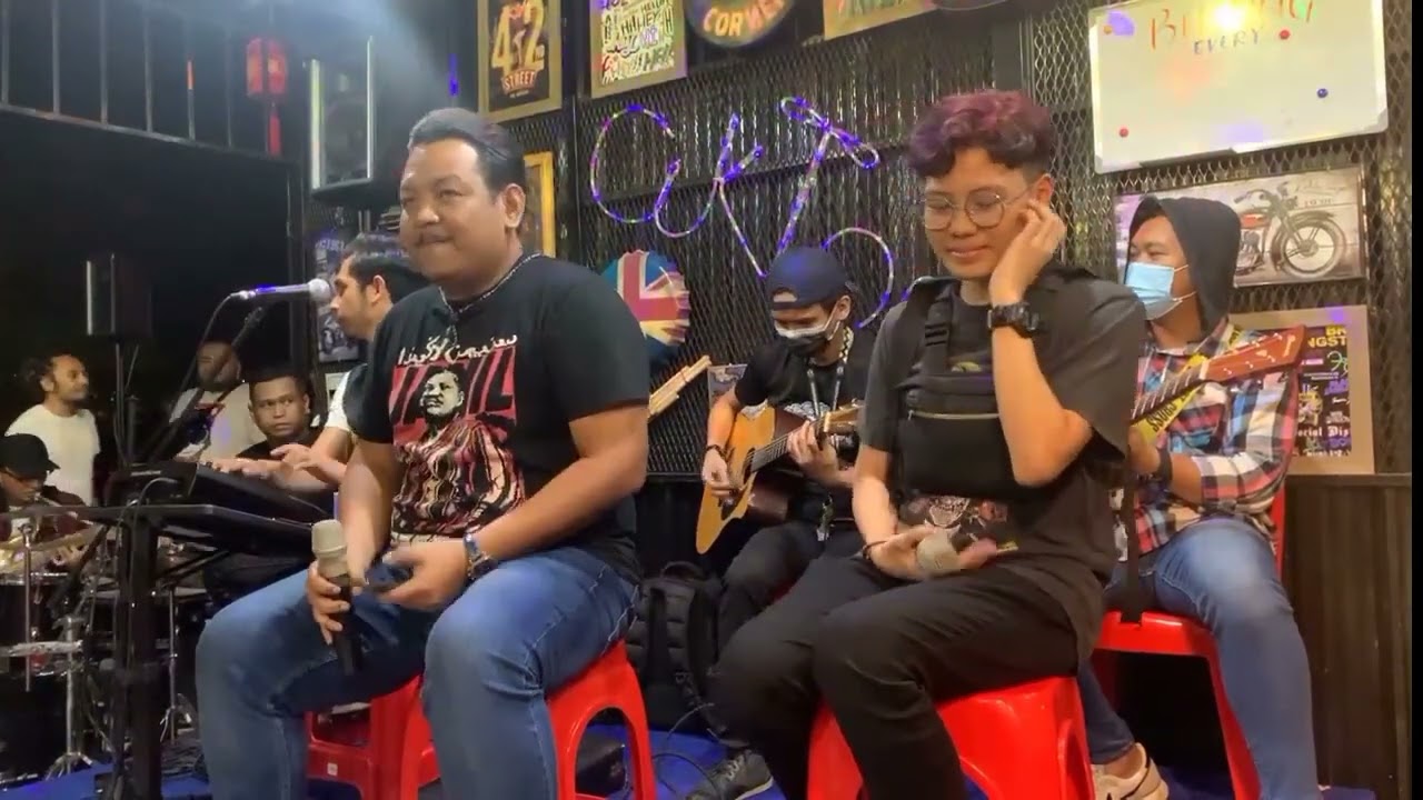 Yang Mana Satu feat. Fairus Misran & Masmona Busker Live'Coustic