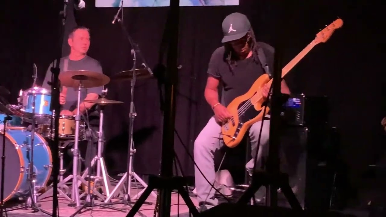 Mali Blues (Mikkel Nordsoe); Paris By Night in Roskilde, an encore number…