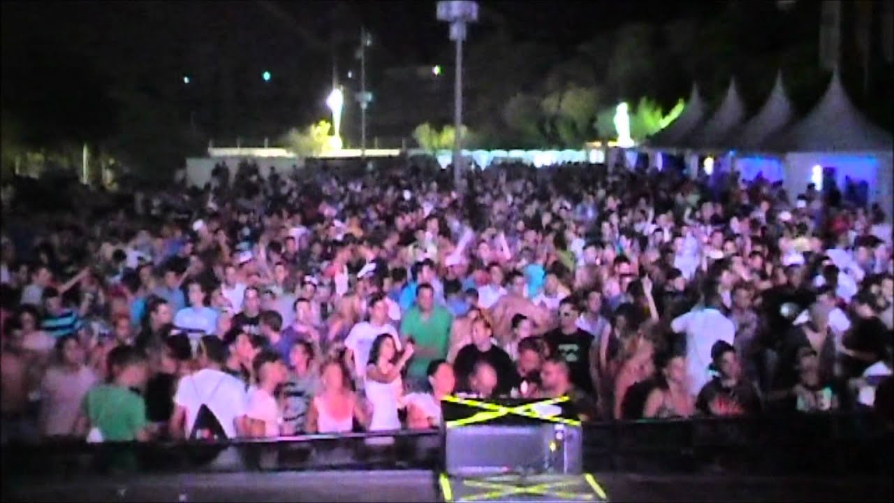 Du'ART_ElectroBeach Festival_Benidorm_17.08.2012 (Recorded from backstage)