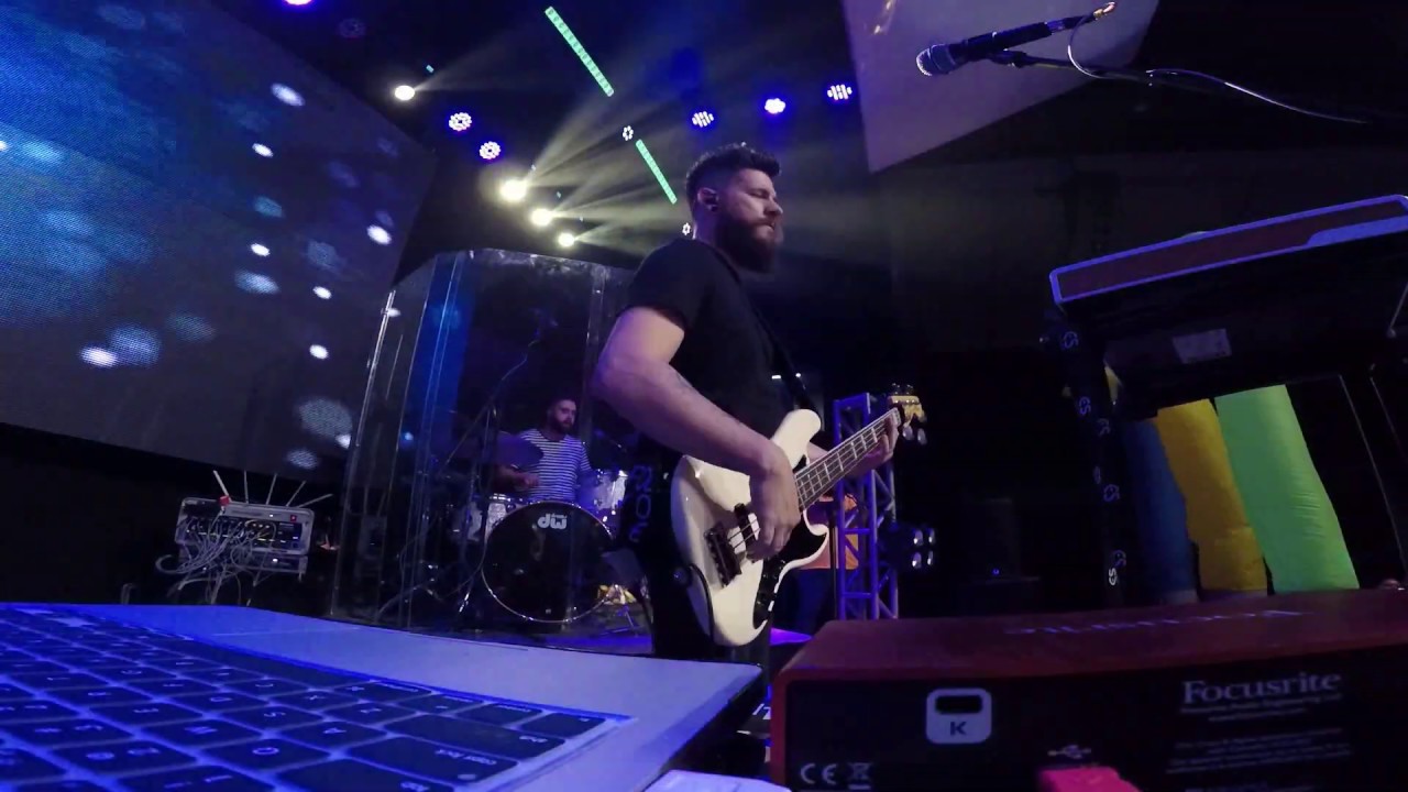 Só Tú és Santo + Uma Coisa - Live Synth Bass + Bass | Morada Moisés Henrique