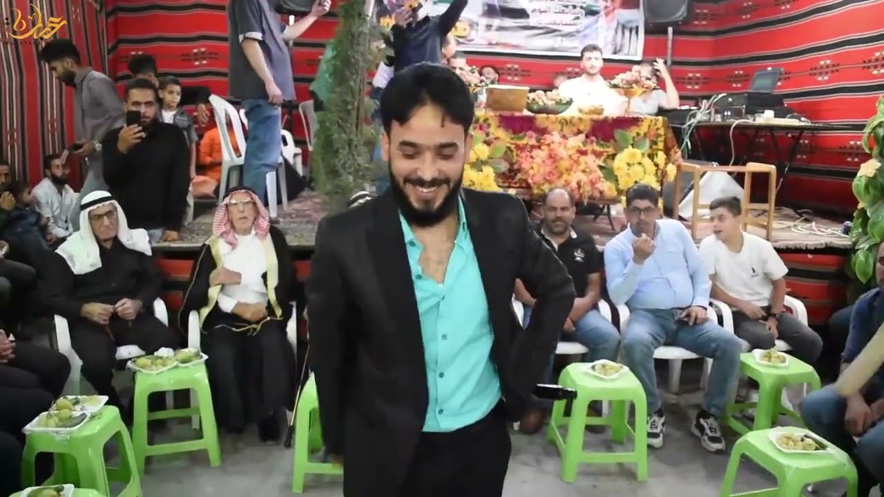 رقصة أهالي تلفيتا مع العندليب ...عينك على أبو صدام لما يكون رايق