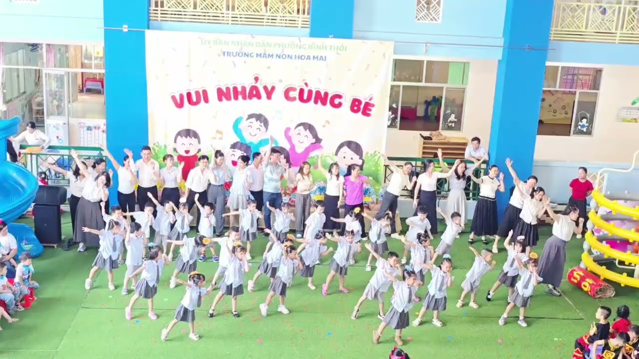 Vui nhảy cùng bé - C1
