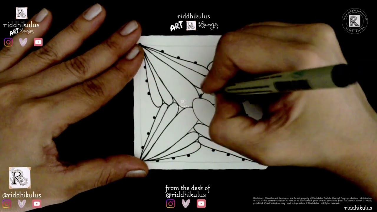 Riddhikulus Art Lounge: Tile Tutorial: Duotangle: Idoz and Frunky