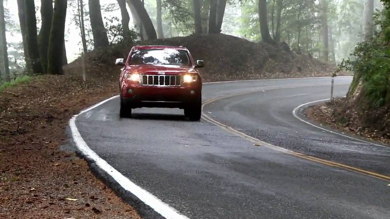 Al Volante - 2011 Jeep Grand Cherokee