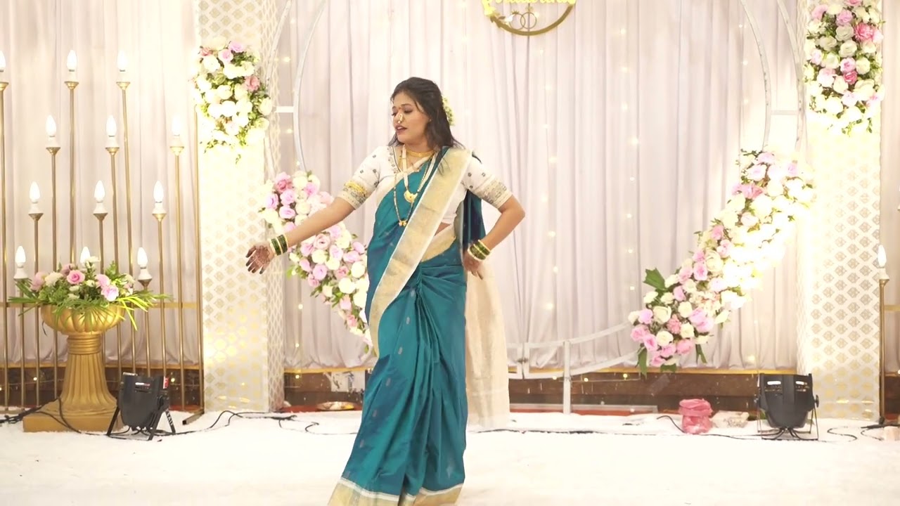 Bride's sister solo dance performance | Emotional Sangeet dance | Marathi songs | Engagement dance