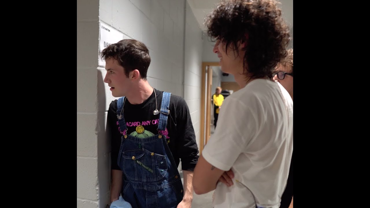 Wallows - Nothing Happens 2019 Tour Mini-Doc