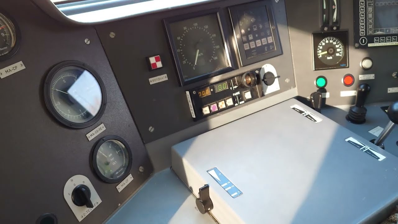 4K [Cab-ride] Laroche Migennes - Montereau, en AGC (BGC - B81500) + Manœuvre