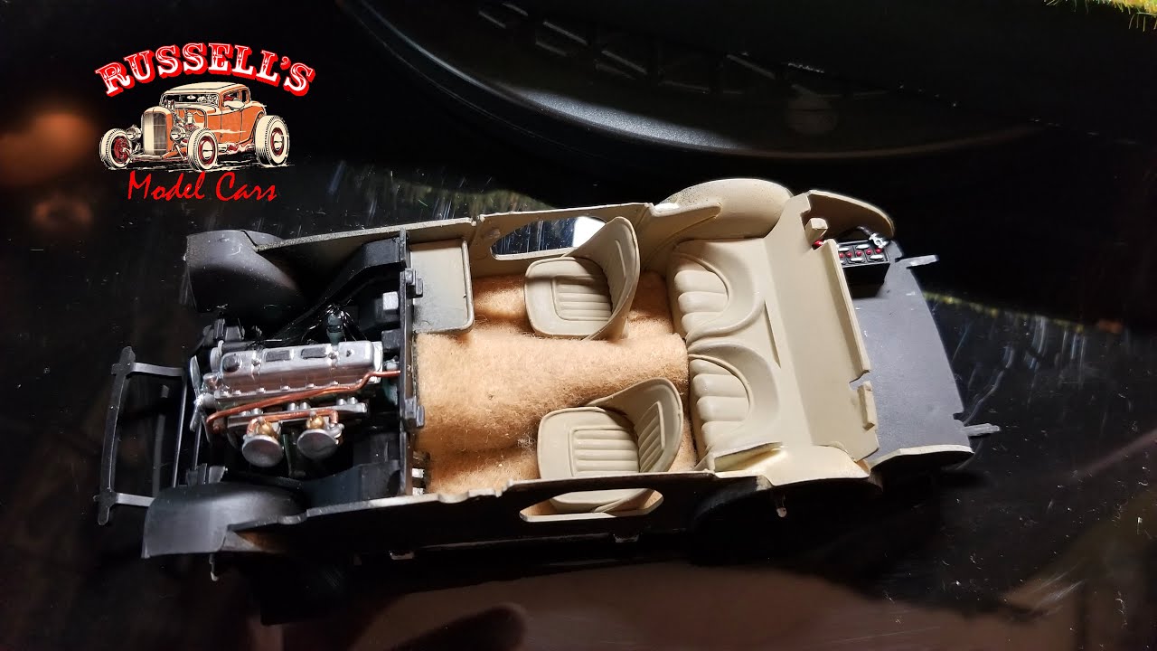Revell 59 Austin Healey 100 SIX Part 2