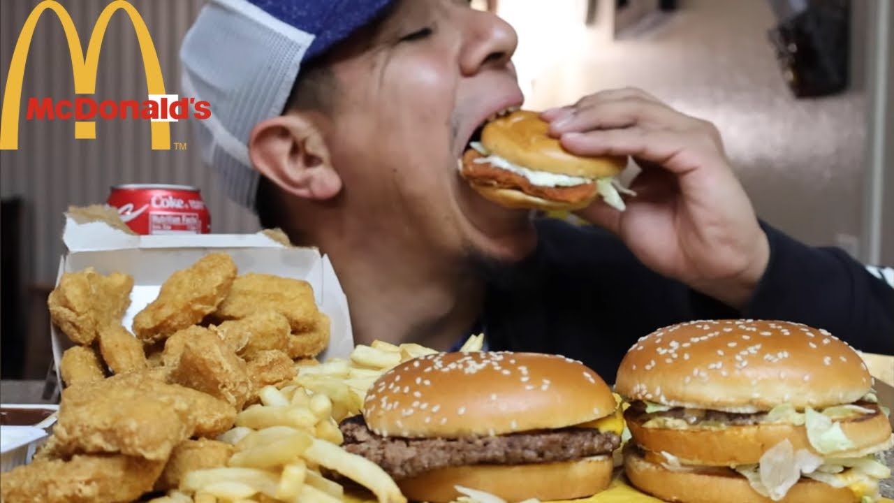 Eating McDonald’s Big Mac,Quarter pounder, Nuggets and Spicy McChicken Mukbang