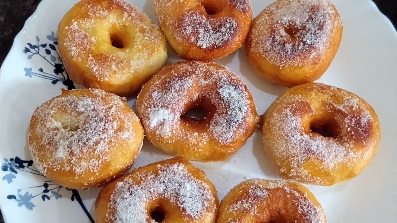 Soft fluffy eggless donuts | सच में यकीन नहीं होगा जब इतना perfect घर में बनाएगा| 🍩🤩