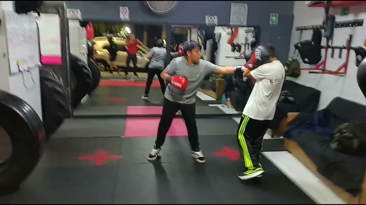 Vlad 🆚 Kris 🥊 light sparring 💥 Oct/27/025