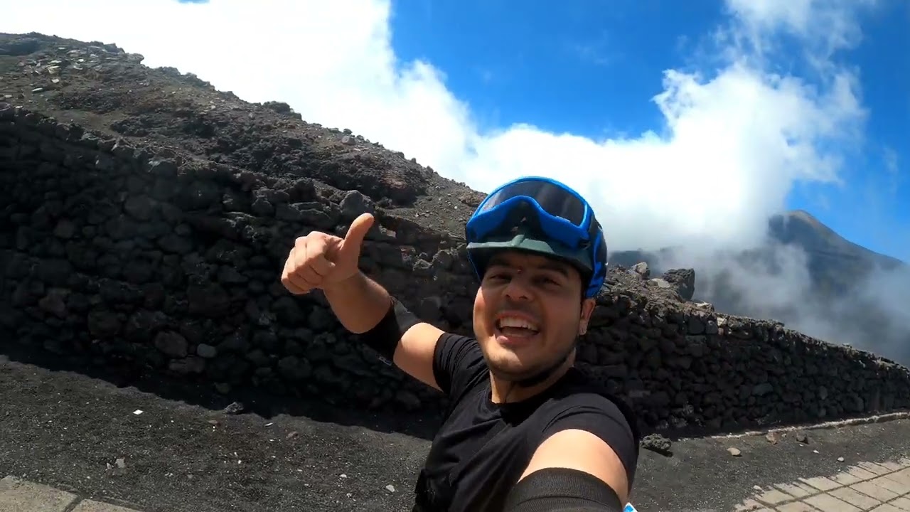 e-bike sull'Etna dal clan dei ragazzi fino a quasi i 3000m dell'osservatorio