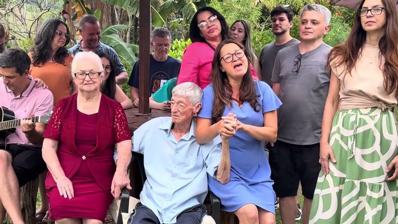 Com muito louvor-Cassiane cover #alzheimer #idoso#getiatria