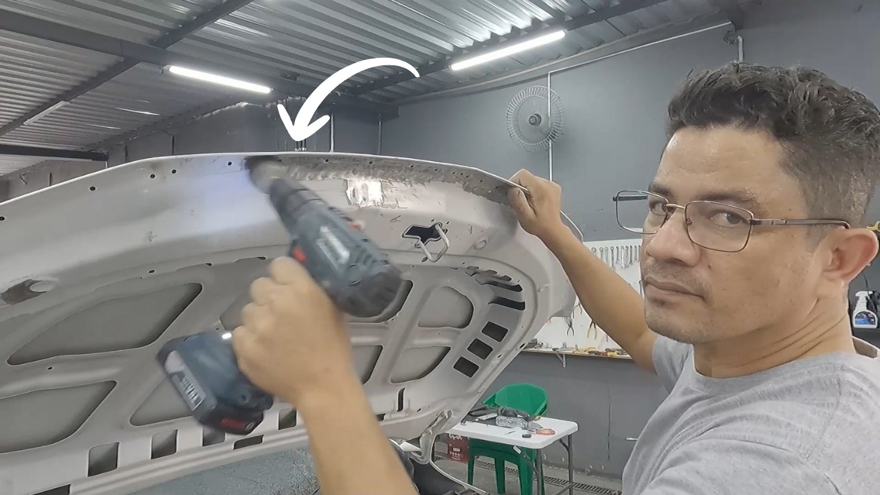 O MELHOR jeito de Como remover FERRUGEM do carro com chapa de ferro